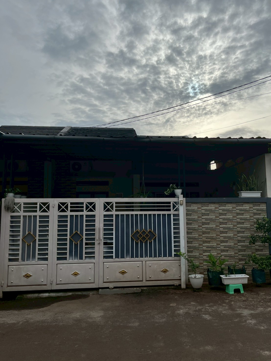 LINE_ALBUM_GP-1(Rumah bagian tengah)_251114_2